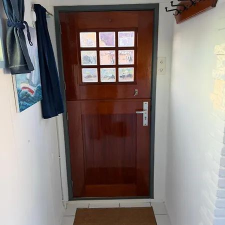 Floating Hideaway Gerendaház