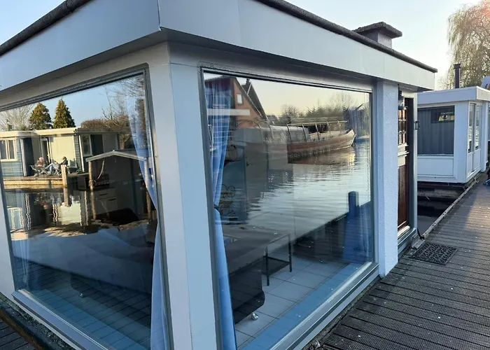 Gerendaház Floating Hideaway *